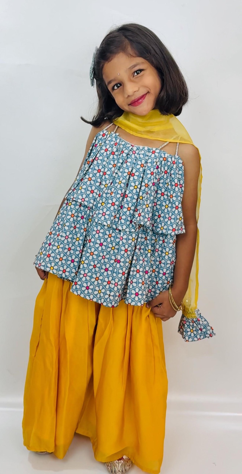 The Mustard & Marigold Edit look 1